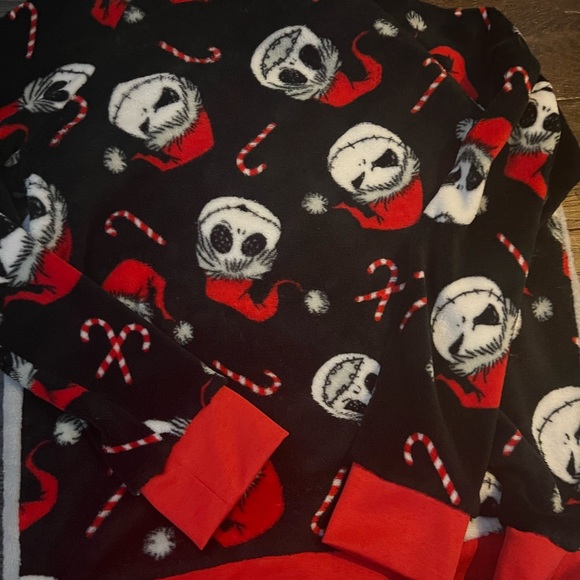 Nightmare Before Christmas PJ’s | XS - Picture 5 of 5